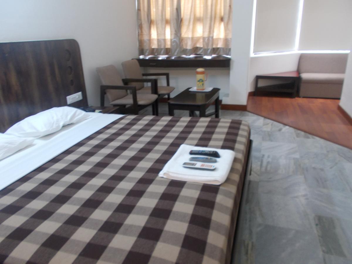 Hotel Samrat Residency Bengaluru Zewnętrze zdjęcie